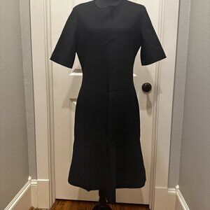 Black St. John Cap-Sleeve Dress in Scuba Fabric - Size 10